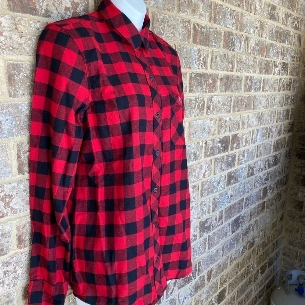 NWT Eddie Bauer Red and Black Plaid Flannel Shirt XS